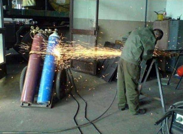 birisi_is_gubenligi_mi_dedi_1421746261_162.jpg
