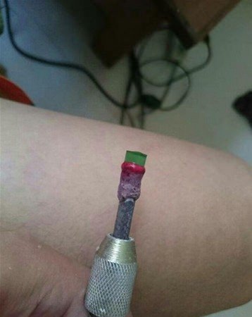 Üzük almağa pulu çatmadığına görə qzıl axtarışına çıxdı və... - FOTO
