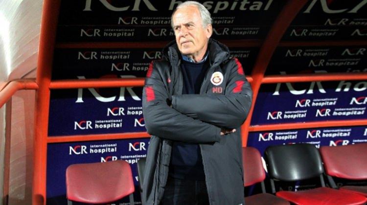 Mustafa Denizli Galatasaray'a veda etti!