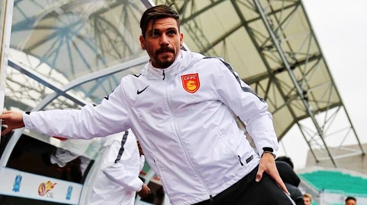 Galatasaray'dan Ersan Gülüm sürprizi! Galatasaray'dan Ersan Gülüm sürprizi!