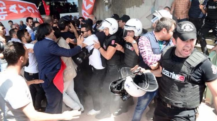 istanbulda_hareketli_dakikalar_1465473037_9354.jpg