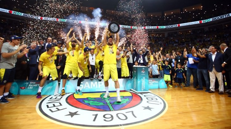 Şampiyon Fenerbahçe