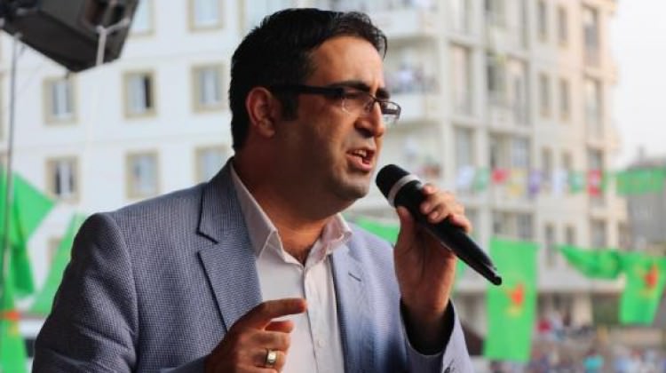 [Resim: hdpli_vekilden_haddini_asan_sozler_1470601348_7728.jpg]