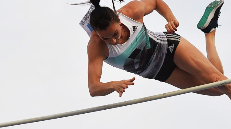 Efsane şampiyon Yelena Isinbayeva bıraktı! Efsane şampiyon Yelena Isinbayeva bıraktı!
