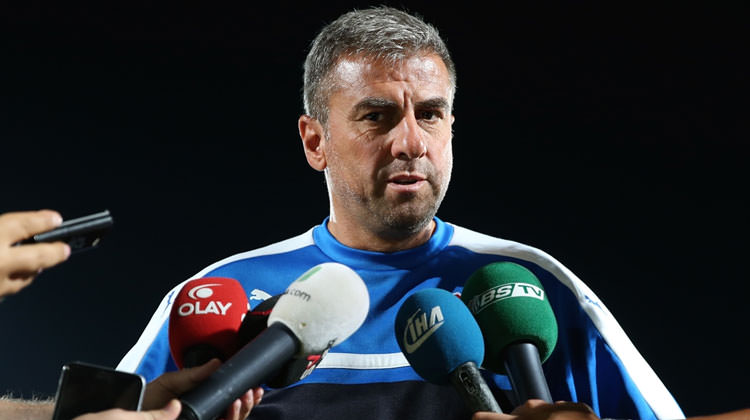 Hamza Hamzaoğlu Süper Lig'e geri dönüyor! Hamza Hamzaoğlu Süper Lig'e geri dönüyor!