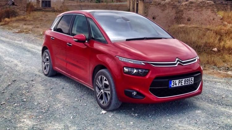 TEST: Citroen C4 Picasso 1.6 BlueHDi Otomatik TEST: Citroen C4 Picasso 1.6 BlueHDi Otomatik