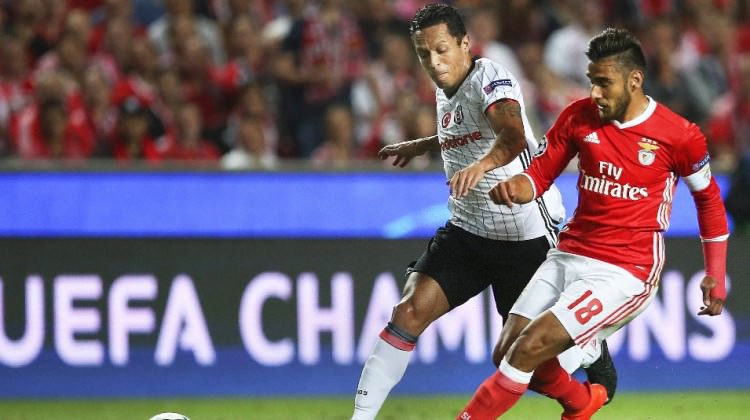 V Arena'da 'Kartallar'ın savaşı