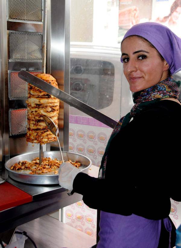 Vanlı kadınlar mesleğini buldu Vanlı kadınlar mesleğini buldu