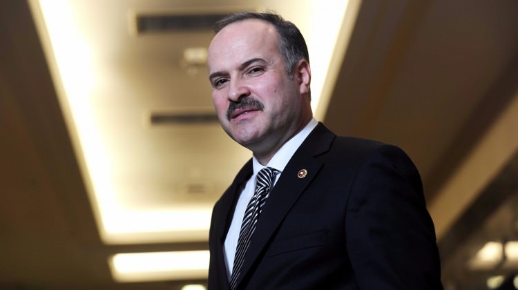 Gedikli'den Merkez yorumu: Kargadan başka kuş... Gedikli'den Merkez yorumu: Kargadan başka kuş...
