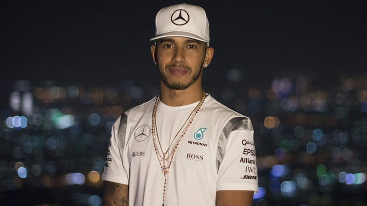 Lewis Hamilton'dan Halep mesajı! Lewis Hamilton'dan Halep mesajı!