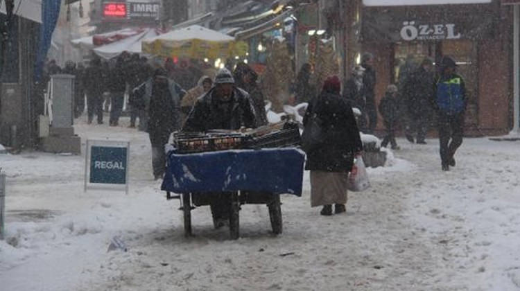 12 Ocak Edirne'de okullar kesin tatil mi? Valilik kararı 12 Ocak Edirne'de okullar kesin tatil mi? Valilik kararı