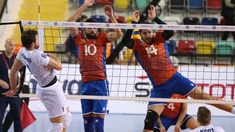 Finalin adı: Fenerbahçe - Halkbank Finalin adı: Fenerbahçe - Halkbank
