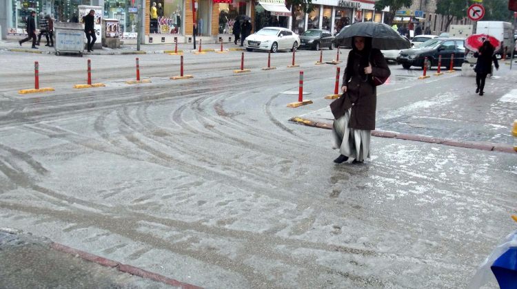 Meteoroloji uyardı! Bu illerde yaşayanlar dikkat Meteoroloji uyardı! Bu illerde yaşayanlar dikkat