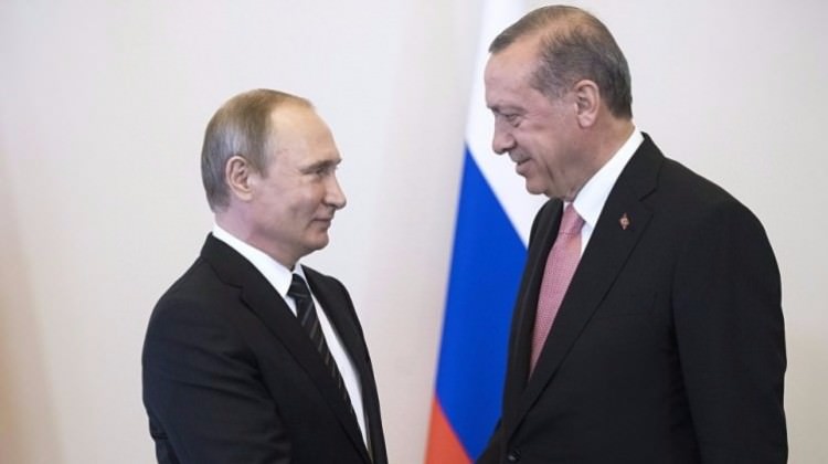 'Türkiye ve Rusya yeni bir ittifak kurdu' 'Türkiye ve Rusya yeni bir ittifak kurdu'
