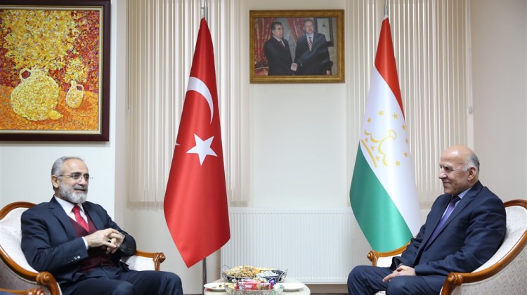 Yalçın Topçu: Vakit geçmeden katılın! Yalçın Topçu: Vakit geçmeden katılın!