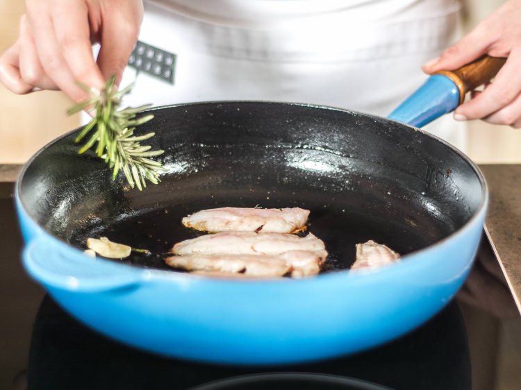 Kırmızı kefalli Niçoise salatası tarifi Kırmızı kefalli Niçoise salatası tarifi