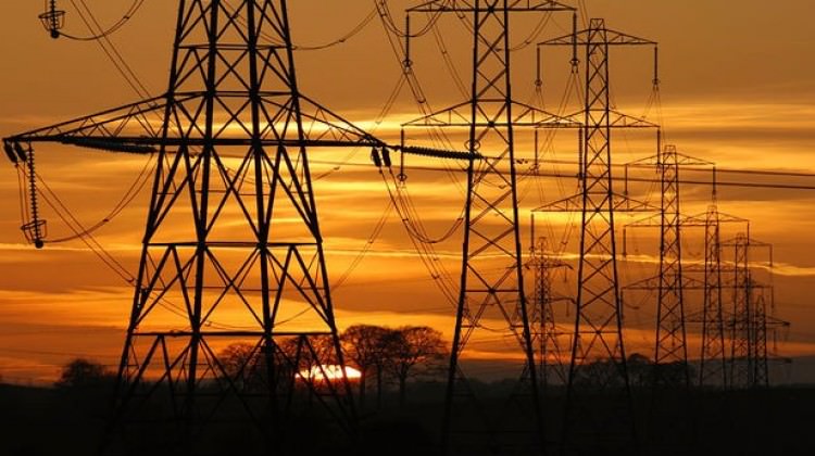İstanbul'da 16 ilçede elektrik kesintisi İstanbul'da 16 ilçede elektrik kesintisi