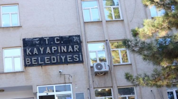 [Resim: pkkya_hizmet_eden_110_kisi_belediyeden_k...3_5811.jpg]