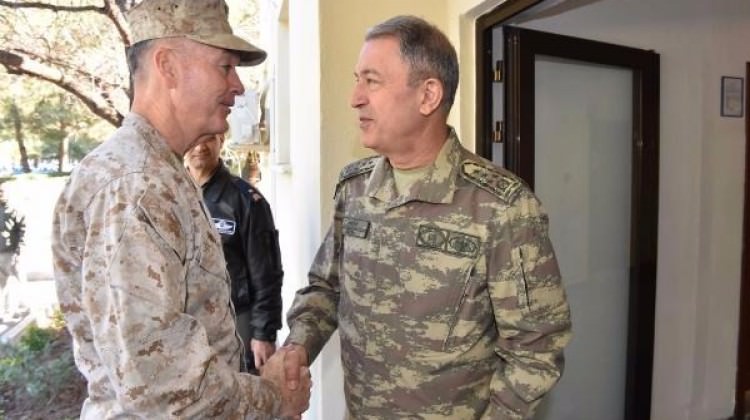Akar ve Dunford İncirlik'te görüştü Akar ve Dunford İncirlik'te görüştü