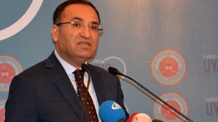 Bakan Bozdağ'dan saldırı sonrası ilk açıklama! Bakan Bozdağ'dan saldırı sonrası ilk açıklama!