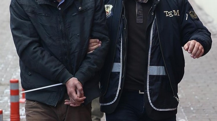 İhraç edilen polislere FETÖ operasyonu İhraç edilen polislere FETÖ operasyonu