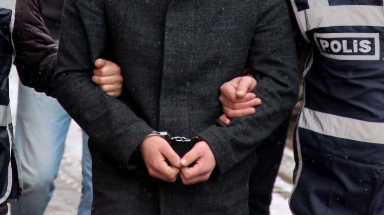 Isparta’da eş zamanlı operasyon! Isparta’da eş zamanlı operasyon!