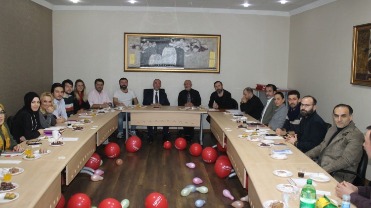 Radyo 7 zirveye koşuyor! Radyo 7 zirveye koşuyor!