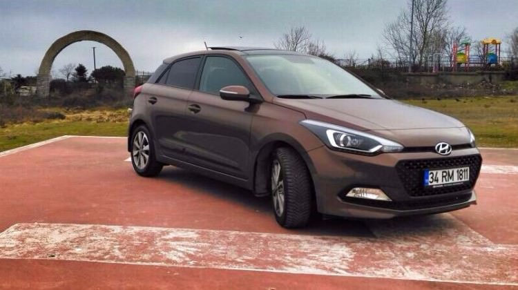 TEST: Hyundai i20 1.4 Otomatik TEST: Hyundai i20 1.4 Otomatik
