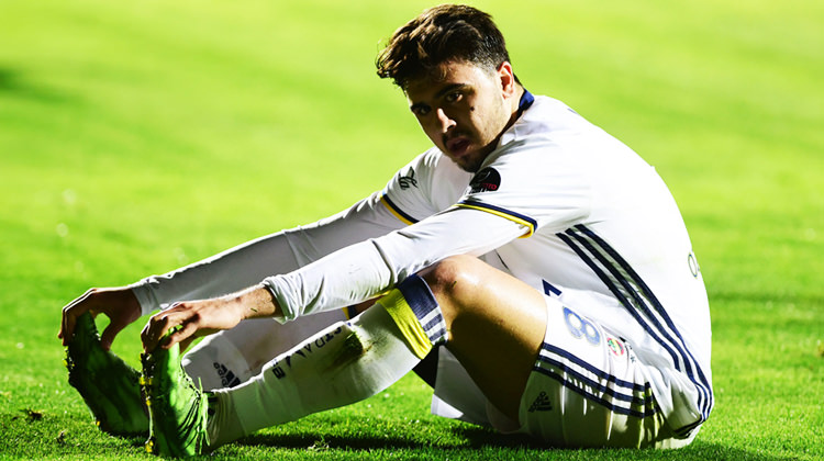 Mevkisel değişiklik Ozan Tufan'ı bitirdi! Mevkisel değişiklik Ozan Tufan'ı bitirdi!
