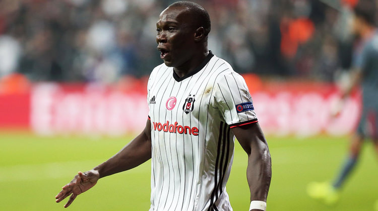 Aboubakar abarttı! Bu hareketi taraftarı çıldırttı Aboubakar abarttı! Bu hareketi taraftarı çıldırttı