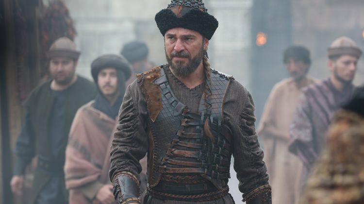 Diriliş Ertuğrul'u TRT 1'de yayınlanmadan önce o Bakan izliyor Diriliş Ertuğrul'u TRT 1'de yayınlanmadan önce o Bakan izliyor