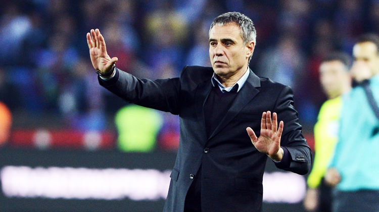 Ersun Yanal kendi rekorunu kırdı Ersun Yanal kendi rekorunu kırdı