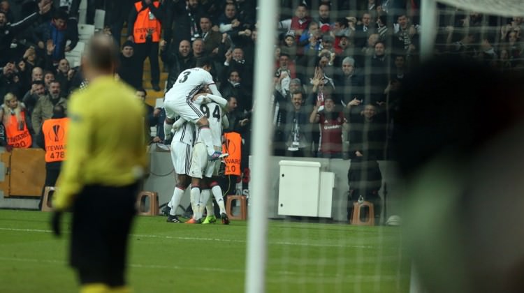 Galatasaraylı yıldızdan Beşiktaş mesajı Galatasaraylı yıldızdan Beşiktaş mesajı