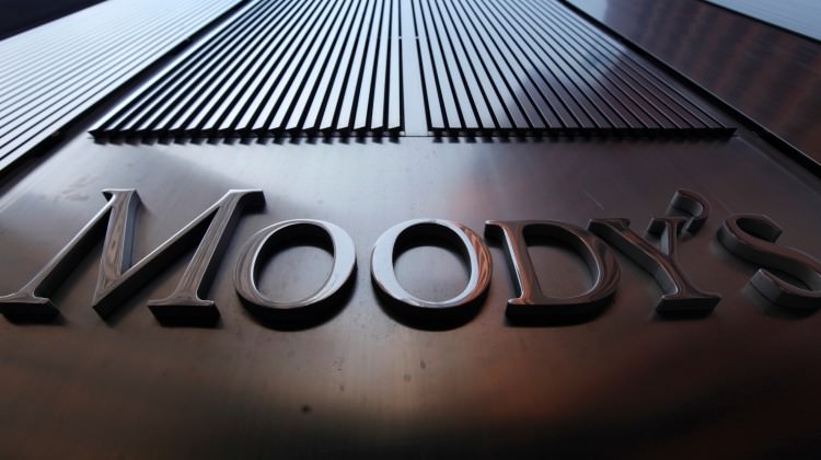 Moody’s yine sahnede Moody’s yine sahnede
