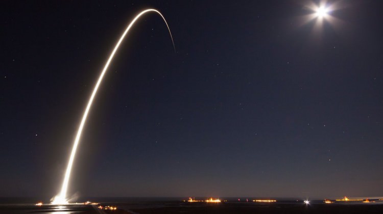 SpaceX dünyaya döndü SpaceX dünyaya döndü