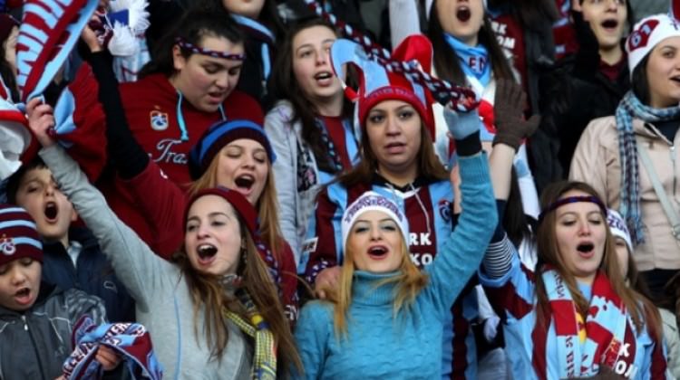 Trabzonspor'da forma satışları patladı Trabzonspor'da forma satışları patladı
