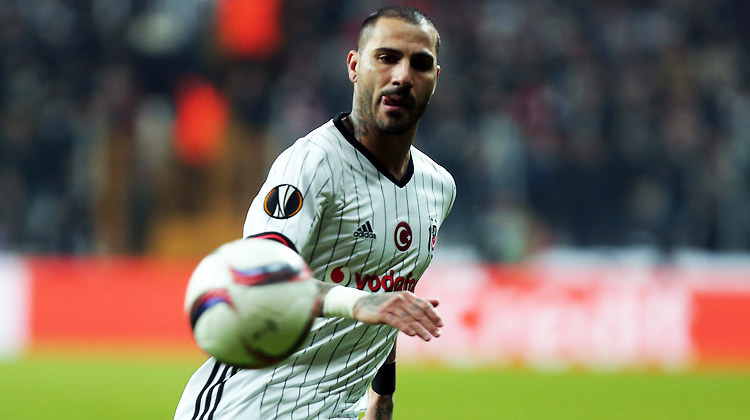 UEFA resmen duyurdu! Quaresma'ya büyük onur UEFA resmen duyurdu! Quaresma'ya büyük onur