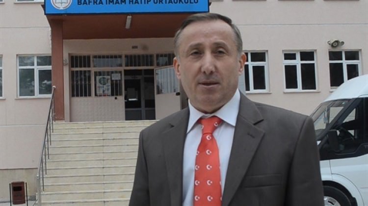 Üniversite sınavına 36. kez girdi Üniversite sınavına 36. kez girdi
