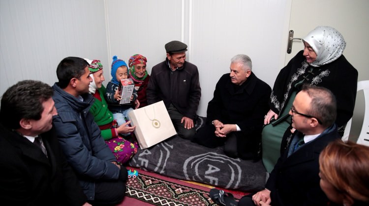 Yıldırım'dan Yukarıköy'lülere: Gerekeni yapacağız Yıldırım'dan Yukarıköy'lülere: Gerekeni yapacağız