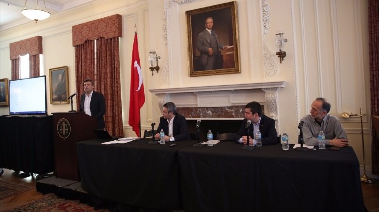CHP'liler Trump yönetimiyle temas için ABD'de CHP'liler Trump yönetimiyle temas için ABD'de