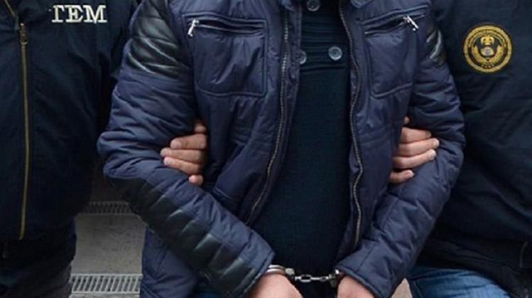 PKK'ya silah götüren 2 kişi tutuklandı PKK'ya silah götüren 2 kişi tutuklandı