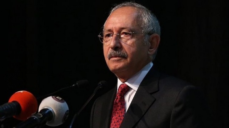 [Resim: chp_lideri_apartman_yonetimi_toplantisin...0_3908.jpg]
