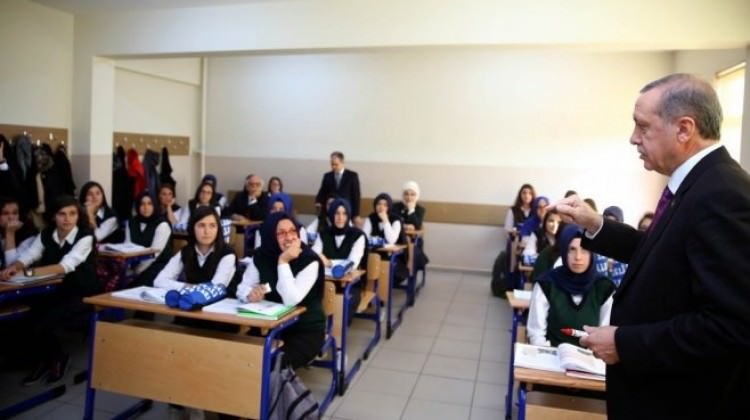 İmam Hatip Lisesi inşaatı hızla devam ediyor İmam Hatip Lisesi inşaatı hızla devam ediyor