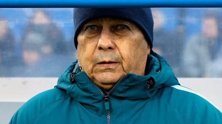 G.Saray'da Mircea Lucescu sesleri! Çare... G.Saray'da Mircea Lucescu sesleri! Çare...