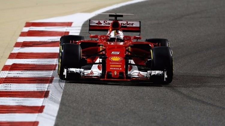 Bahreyn'de zafer Vettel'in oldu! Bahreyn'de zafer Vettel'in oldu!