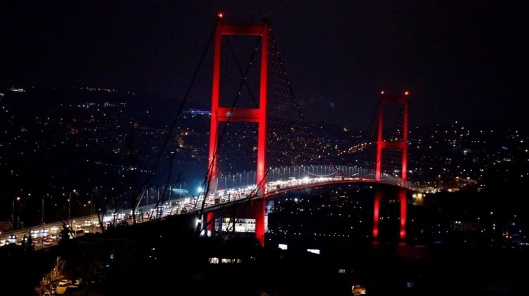 15 Temmuz Şehitler Köprüsü "serbestleşiyor" 15 Temmuz Şehitler Köprüsü "serbestleşiyor"