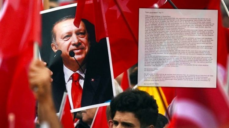 Almanya'da yaşayan Türklere çirkin mektup! Almanya'da yaşayan Türklere çirkin mektup!