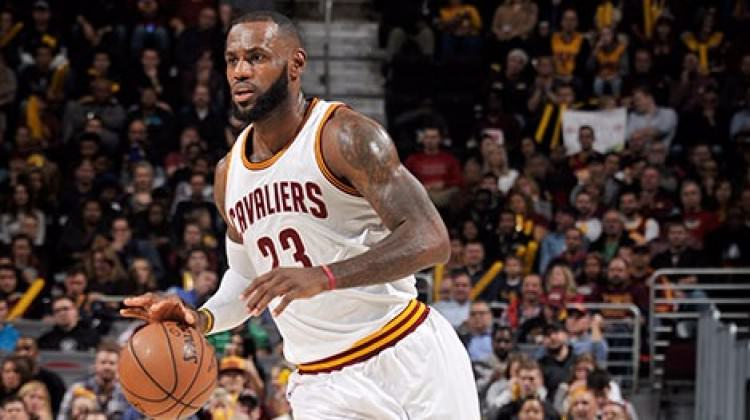 LeBron James rekora doymuyor LeBron James rekora doymuyor