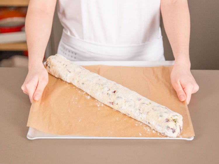 Kızılcık ve fıstıklı biscotti tarifi Kızılcık ve fıstıklı biscotti tarifi