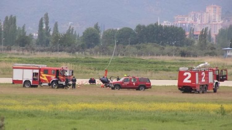 Balıkesir'de 'gyrocopter' kazası Balıkesir'de 'gyrocopter' kazası